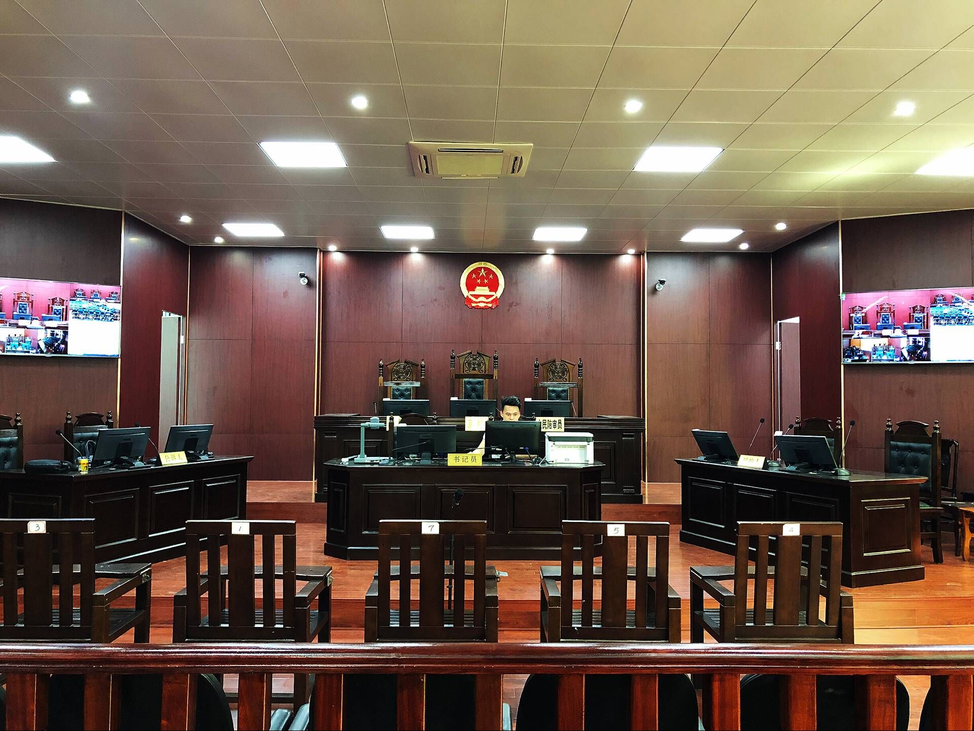 国际商事法庭 | CICC - 最高人民法院第一国际商事法庭首次启用新法庭 公开开庭审理案件