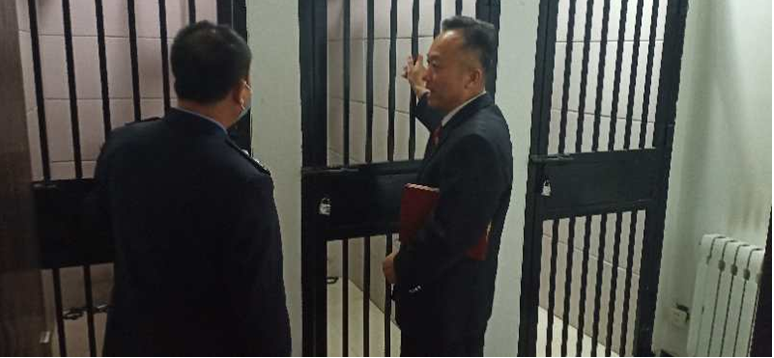 神木法院六专四室建设提升警务保障水平