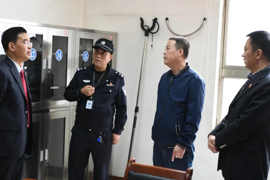 城关法院六专四室建设