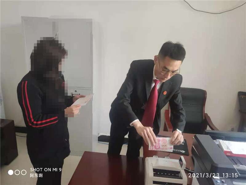 富平法院诉讼服务一站式高效便民暖人心