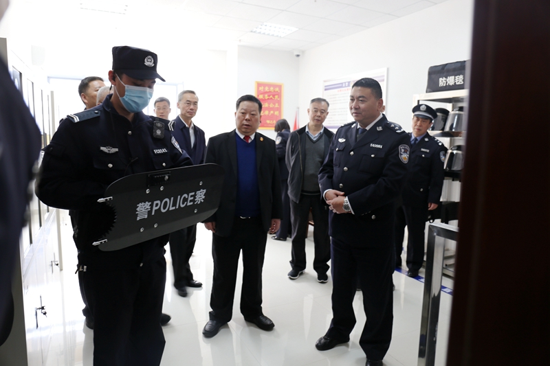 五河法院六专四室规范化建设验收