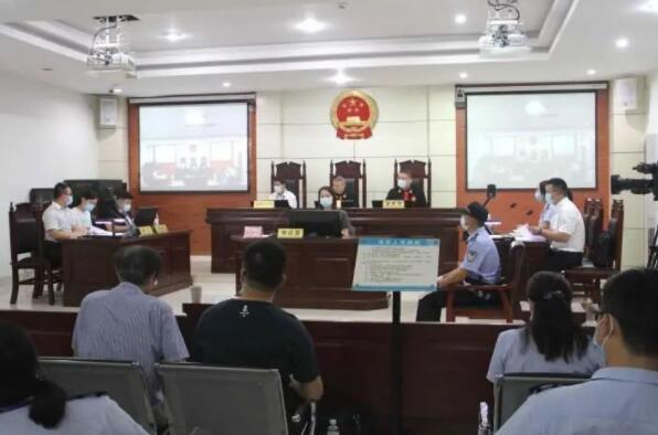 高新区法院与区税务局举办“模拟法庭”助推税务法治建设